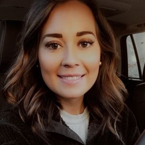 Meet your Posher, Kacie